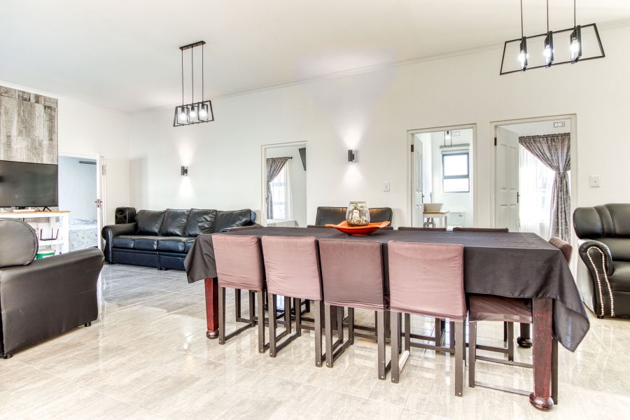 3 Bedroom Property for Sale in Fairview Golf Estate Western Cape